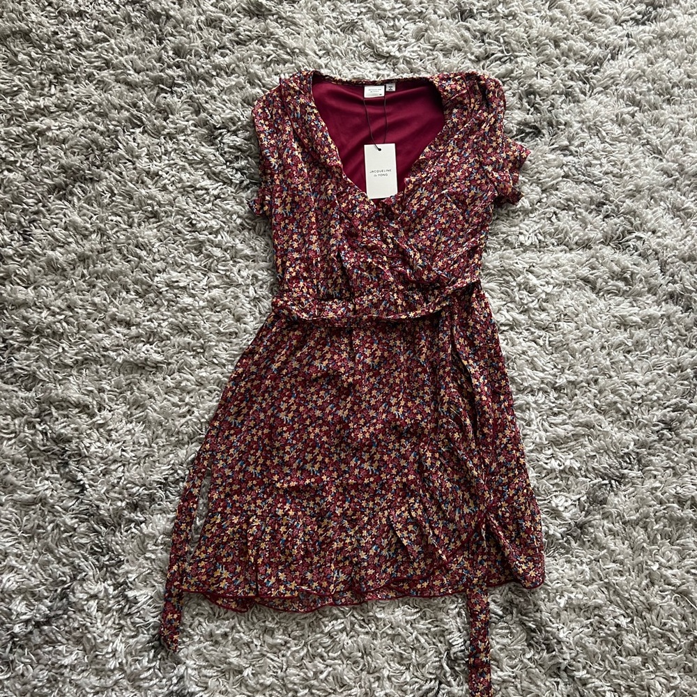 ASOS JDY Chiffon NWT Small 4 Wrap Spring Summer Floral Dress